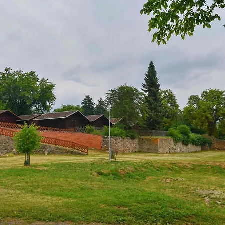 Kemp Zamecka Zlutice Žlutice